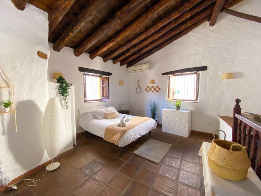 Casabenadalid. Casa Rural Con Piscina. מראה חיצוני תמונה